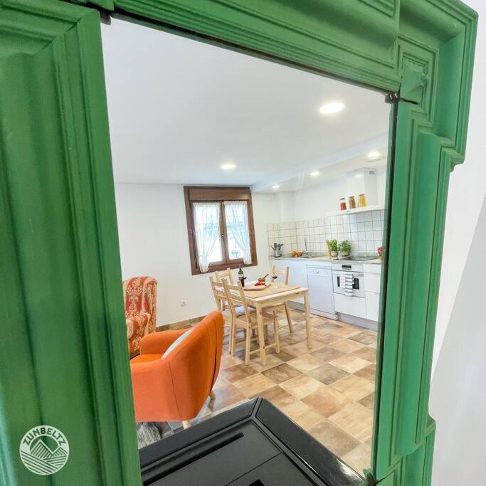 Casa Zunbeltz De 3 Habitaciones En Plena Montana Lezáun エクステリア 写真